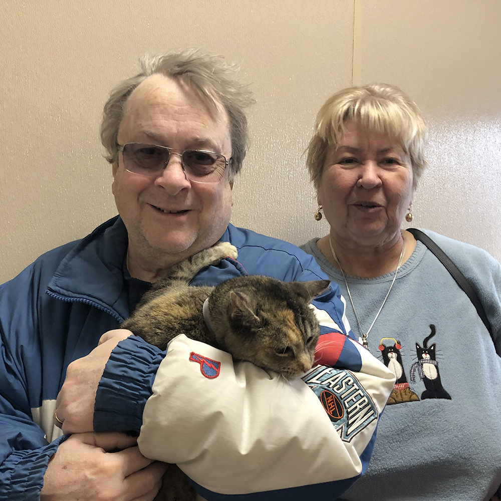 safe-haven-story-july2019-frank-gisela-mama-dance