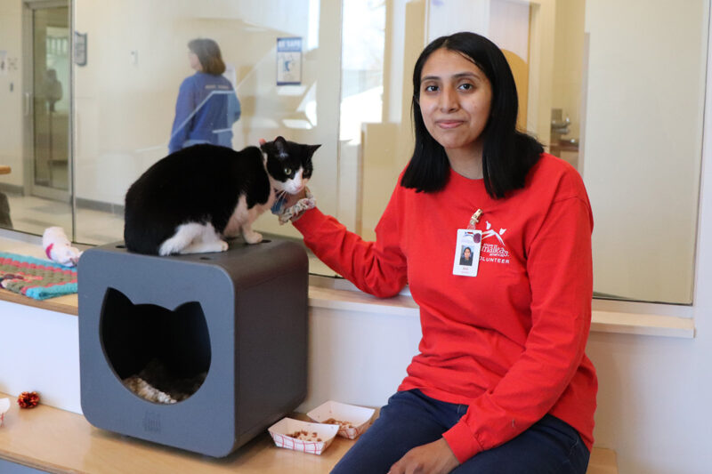 volunteer-ana-sanchez-img2239-040222