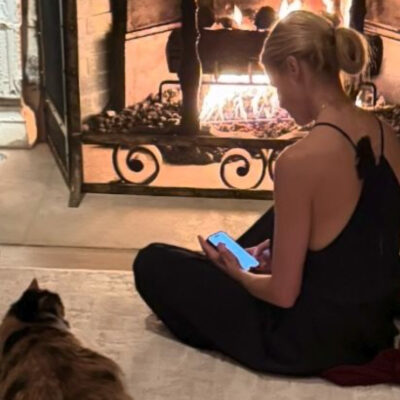 beths-blog-jan2024-beth-fireside